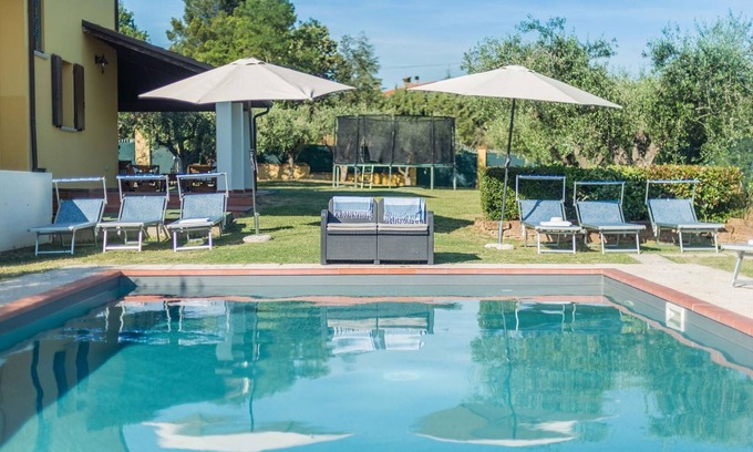 Pesaro Villa | Villa Candelara 13 - Six Bedroom Villa, Sleeps 13