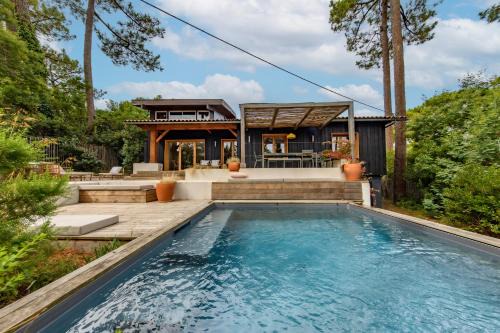 Piraillan Villa | Villa Cap-Ferret, vue bassin-pinède