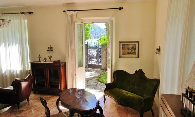 Santa Maria - Rezzonico Villa | Villa Carluccia in front of the Como Lake.