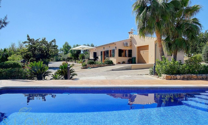 Santa Maria del Cami Villa | Villa Cas Frares with private pool and a big garden in an idyllic location