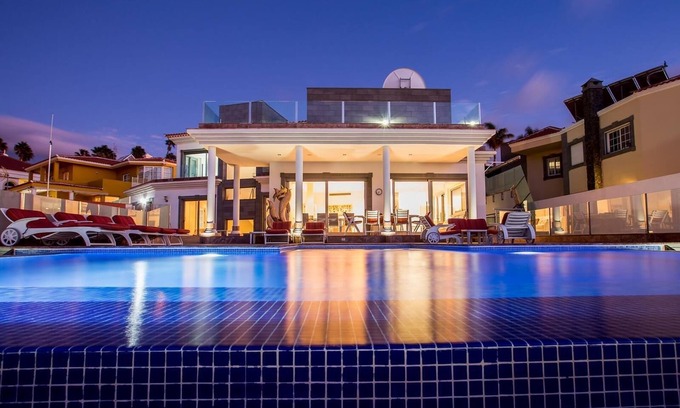 San Eugenio Villa | Villa "Casa Bella Vista" with Sea View, Pool, Whirlpool, Sauna, Wi-Fi, A/C, Balcony & Terrace