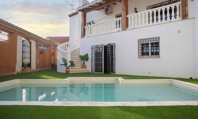 Navarres Villa | Villa 'Casa Del Nene' with Mountain View, Wi-Fi and Air Conditioning