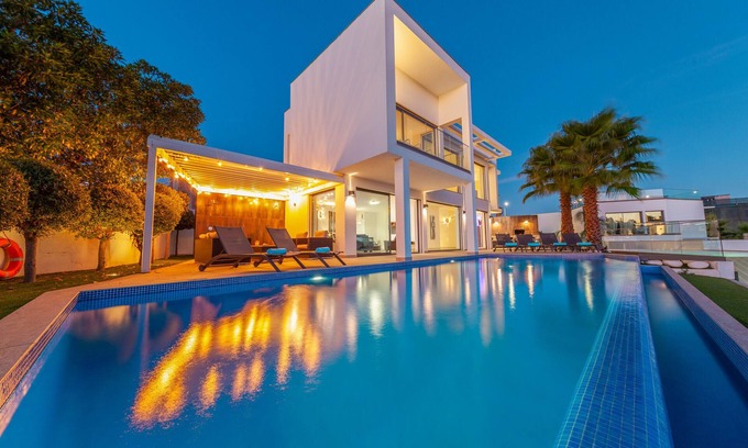 Armacao de Pera Villa | Villa Catalina