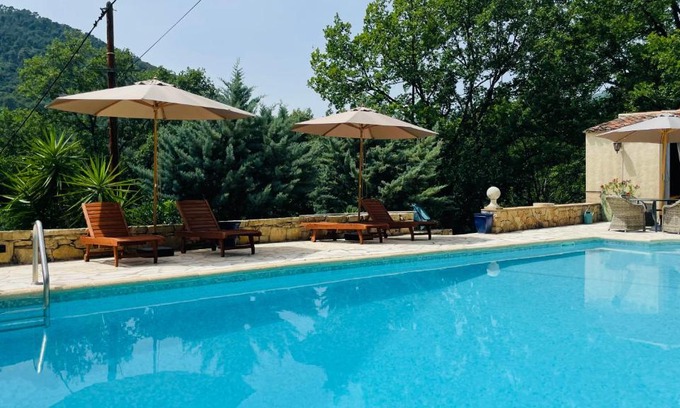 Claviers Bed & Breakfast | VILLA CAU B&B - Les Anglores