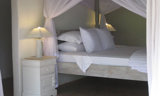 Cepaka Villa | VILLA CEPAKA 'FRANGIPANI' ROOM.