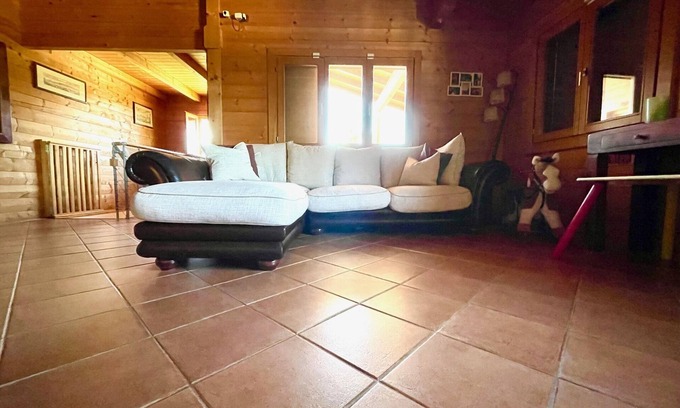 Badiola Villa | Villa 'Chalet di San Martino' with Pool, Sauna & Wi-Fi