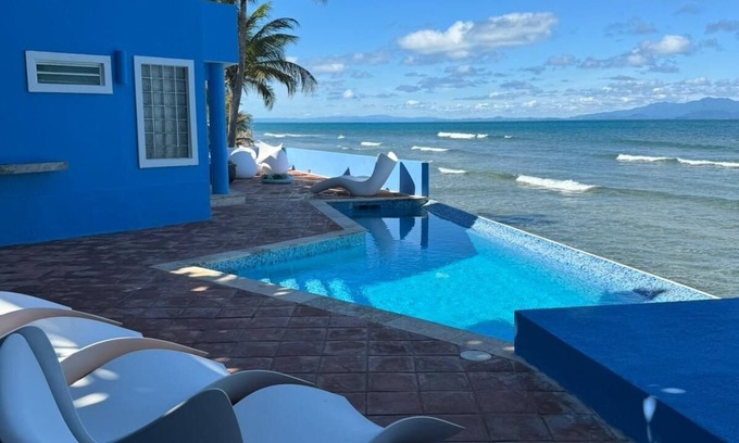 Bravos de Boston Villa | Villa Chavaniac - Spectacular Oceanfront Property