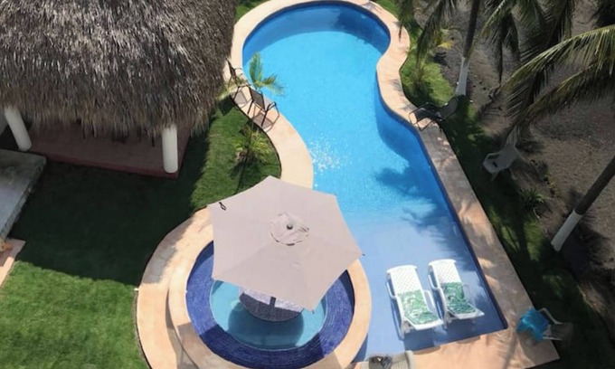 El Hawaii Ski Chalet | Villa Chelinita - Monterrico beach front
