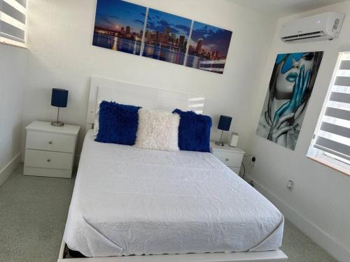 East Little Havana Apartment | Villa Clara Blue-Little Havana