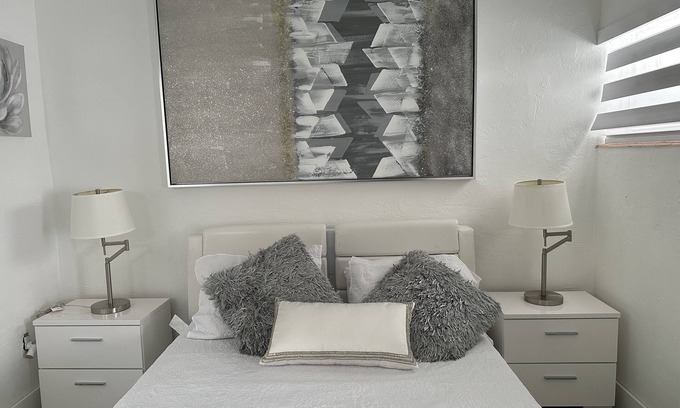 East Little Havana Apartment | Villa Clara SUITE - Little Havana