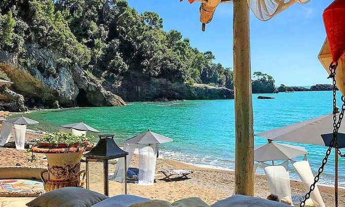 Castelnuovo Magra Villa | VILLA COLLINA DEL SOLE 12PAX, 5 bedrooms, 3 bathrooms, A/C, BBQ and Sea view
