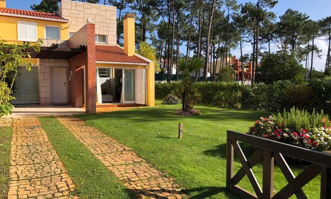 Mira House | Villa Coloane - Family Vacation House