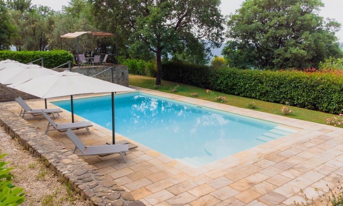 Bivio Lugnano Villa | Villa Comunalia by MMega