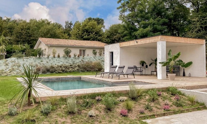 Blanquefort Villa | Villa contemporaine avec piscine - 8 couchages