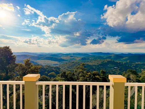 Monte Verde House | Villa Coração Guesthouse by Concavus