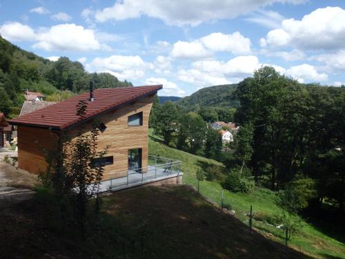 Saint-Bresson Villa | Villa Cora Venez neuve avec SPA