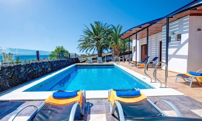 Playa Blanca Villa | Villa Corito with Heated Pool, Ocean Views, Terrace