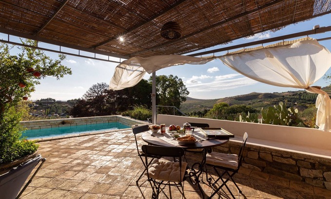 Ballata Villa | Villa 'Covo D Amuri' with Private Pool, Wi-Fi and Air Conditioning