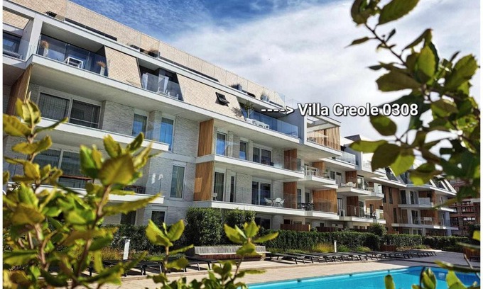 Nieuwpoort Apartment | Villa Creole 0308 Luxe appartement met verwarmd zwembad Nieuwpoort Jachthaven