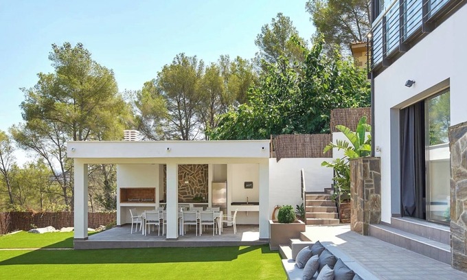 Olivella Villa | Villa Crystal - Spacious and Bright - Private Pool