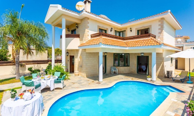 Ayia Marina Chrysochous Villa | Villa Charianna - Four Bedroom Villa, Sleeps 8