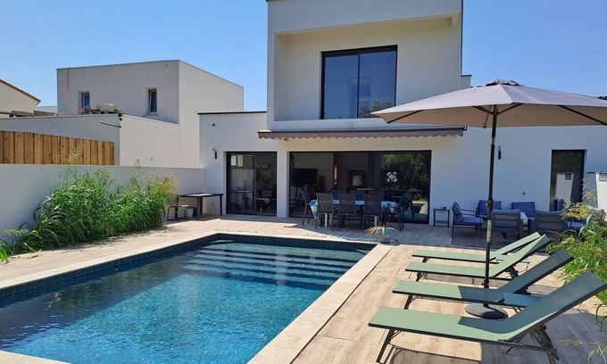 Marsillargues Villa | Villa D'architecte Avec Piscine, Idéal Pour les Familles, 20minutes des Plages