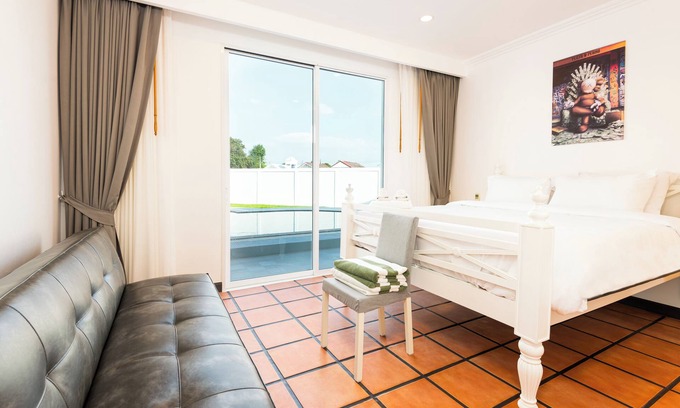 Nong Prue Villa | Villa Danubia - Huge luxury party pool villa 425m2 4br 4bth