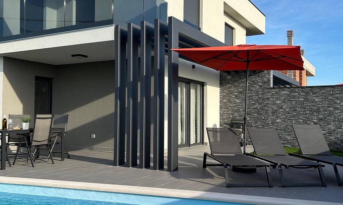 Petrovija Villa | Villa Davide: Quiet dream vacation in Istria