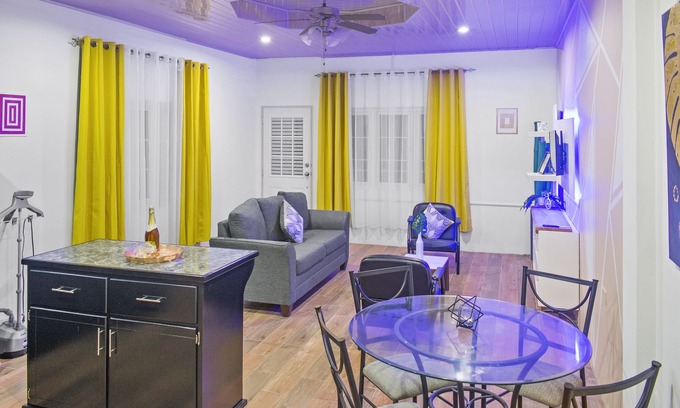Scarborough Apartment | Villa De Cruz - Executive Suite