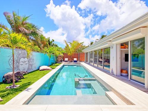 Orient Bay House | Villa de Luxe avec Piscine Privée et Jacuzzi à la Baie Orientale, Marigot - FR-1-734-1