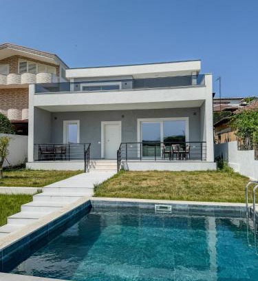 Rade Villa | Villa Dean - Sindi