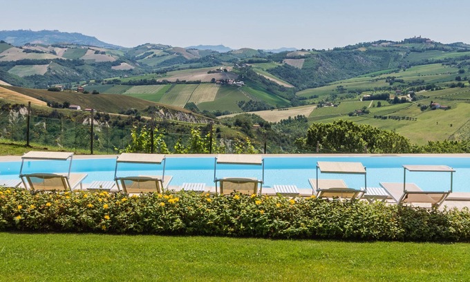 Montalto delle Marche Villa | Villa delle Rose with pool in the hills of the Piceno, 20 minutes from the beach of Cupra Marittima