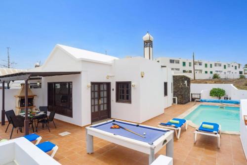 Matagorda Villa | Villa Delfin Sol by Villa Plus