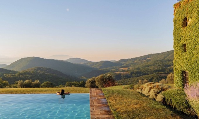 Montelaguardia Villa | Villa Della Valle - Private villa with pool