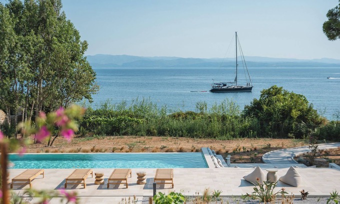 Koukounaries Villa | Villa Delta Skiathos