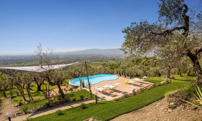 Pistoia Villa | Villa Desiderio 9, Emma Villas