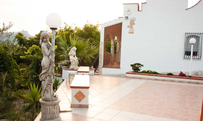 Villafranca Sicula Villa | VILLA DI ROSA | HOLIDAY IN SICILY