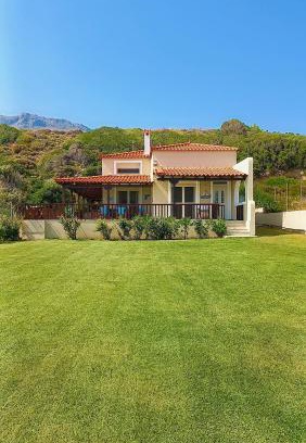 Vromolimnos House | Villa Dimitra