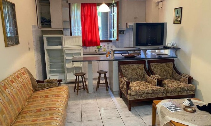 Stylida Apartment | Villa Dimitris near the beach!