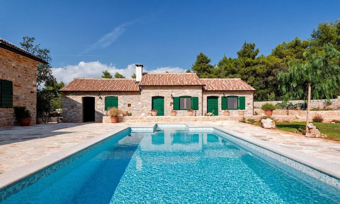 Stari Grad Villa | Villa Divina Palace with Swimming pool