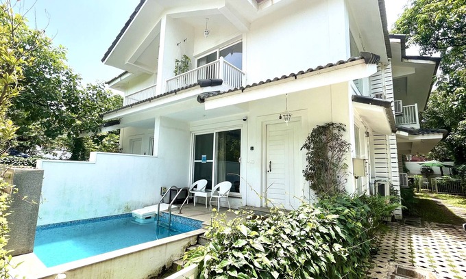 Vagator Villa | Villa Divino - Chic Villa, private pool, terrace, WiFi, 5 mins drive to beach!