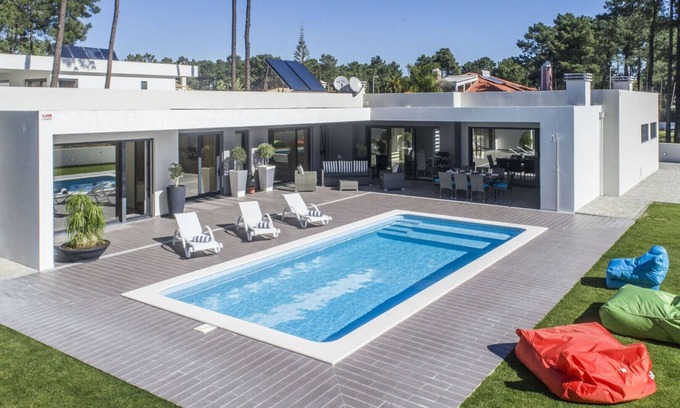 Verdizela Villa | Villa do Moinho II - Stunning contemporary villa in Aroeira, 25 km from Lisbon