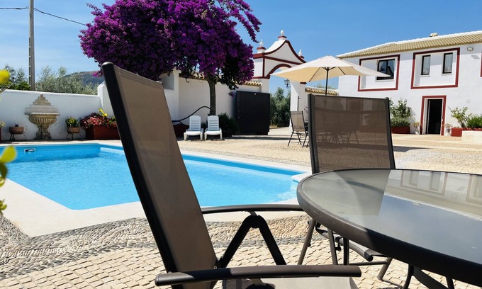 Lucena House | Villa Domínguez - Typical Andalusian farmhouse (Wi-Fi,BBQ, swimmingpool,relax)