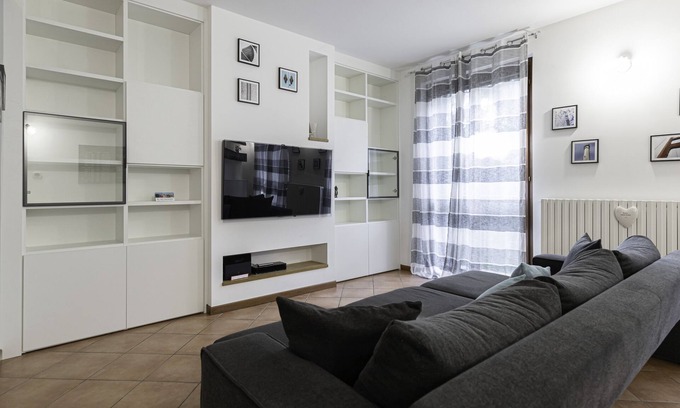 Lesmo Villa | Villa Donatori - Three Bedroom Villa, Sleeps 5