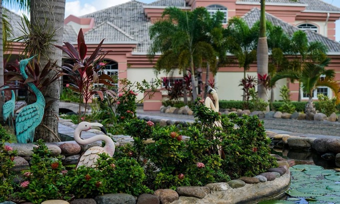 Mammee Bay Villa | VILLA DORA MAE IS AN ACCLAMATION OF ELEGANCE AND SOPHISTICATION!
