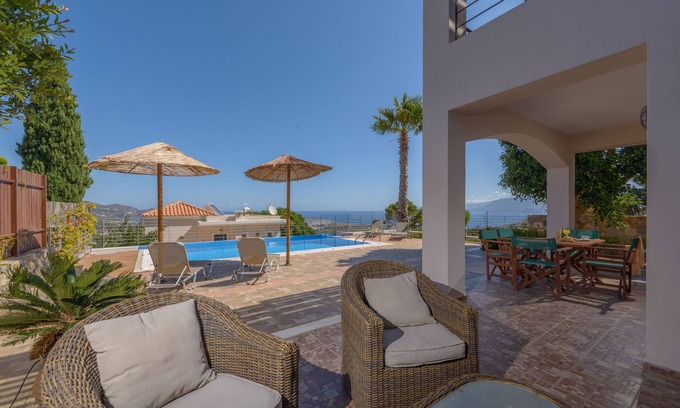 Rousa Limni Villa | Villa DreamView with private pool