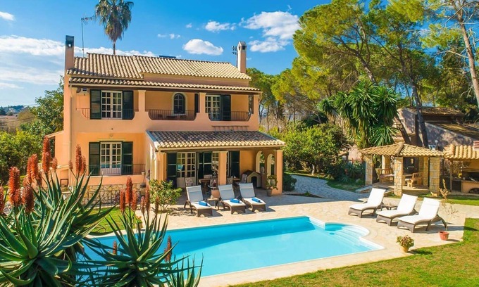 Kontokali Villa | Villa Durrell - Four Bedroom Villa, Sleeps 7