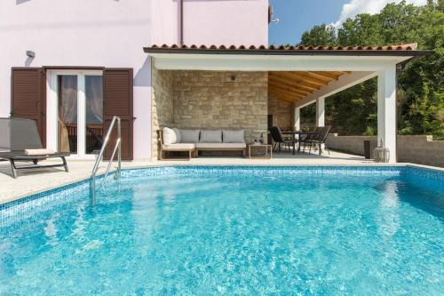 Kapelica Villa | Villa El Istria