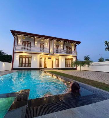 Ingiriya Villa | Villa Elegant Oasis