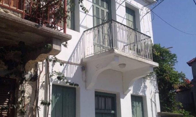 Papagou-Holargos House | Villa Elli- beautiful house in Greece